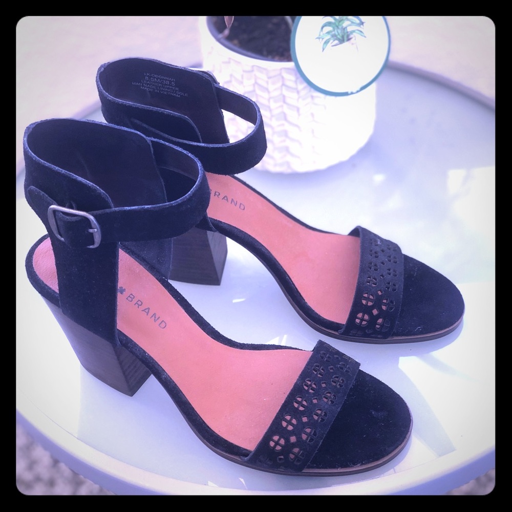 Brand new Lucky Brand Leather Sandals Black 8.5